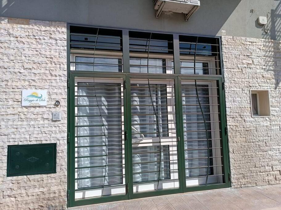 Casa Vacanza Raggio Di Sole Giovinazzo Dış mekan fotoğraf