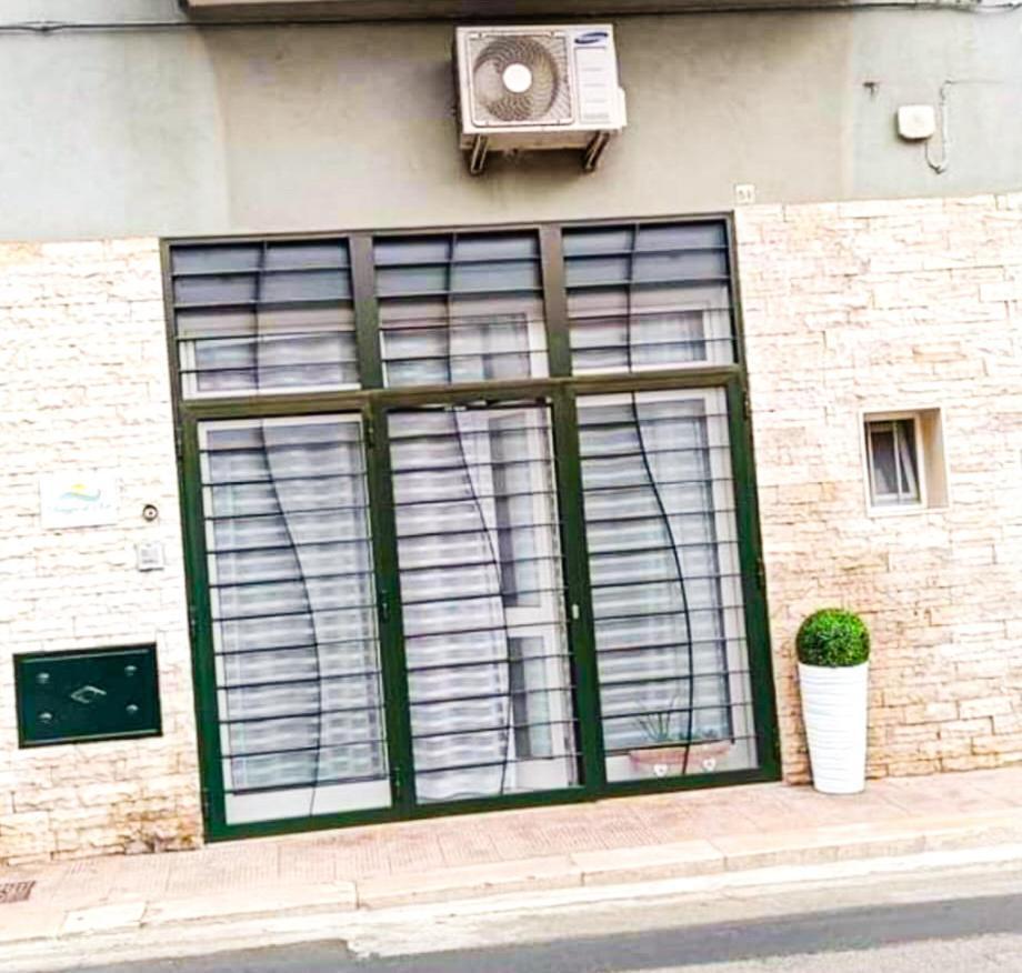 Casa Vacanza Raggio Di Sole Giovinazzo Dış mekan fotoğraf